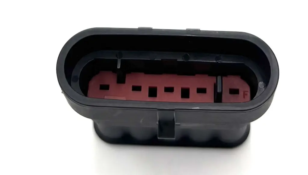 5 pin connector (M) superseal bovenaanzicht.webp